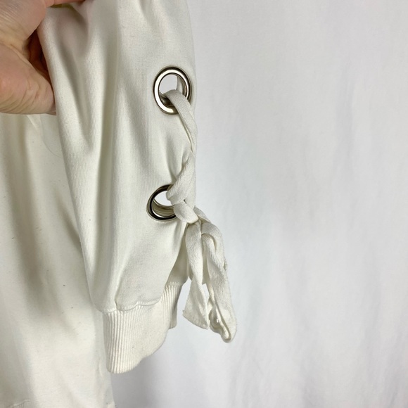 Lulu’s Trend Zone Grommet Sweater - Picture 5 of 5